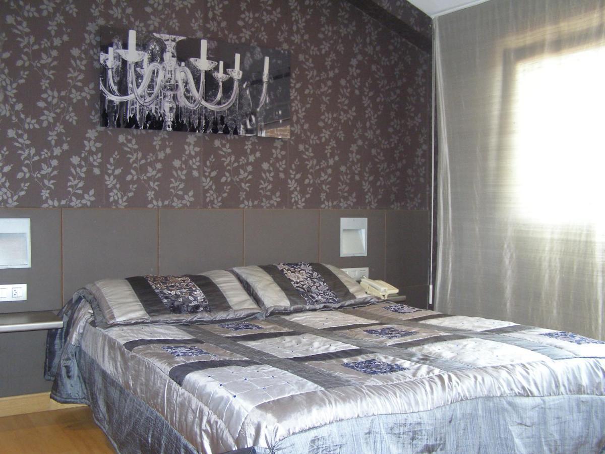 Hotel Area Serrano Buniel Zewnętrze zdjęcie